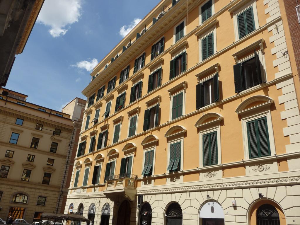 Nice Rome Holiday Affittacamere 4*